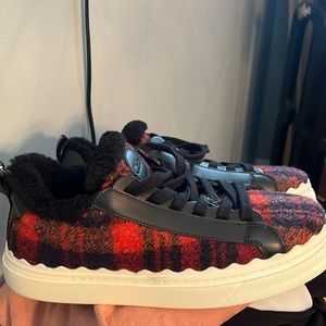 Women Chloe Sneakers size 7.5 (38 euro).